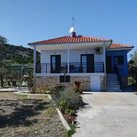 Lonely House Holiday home