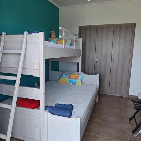 Lonely House Tatil Evi Astris